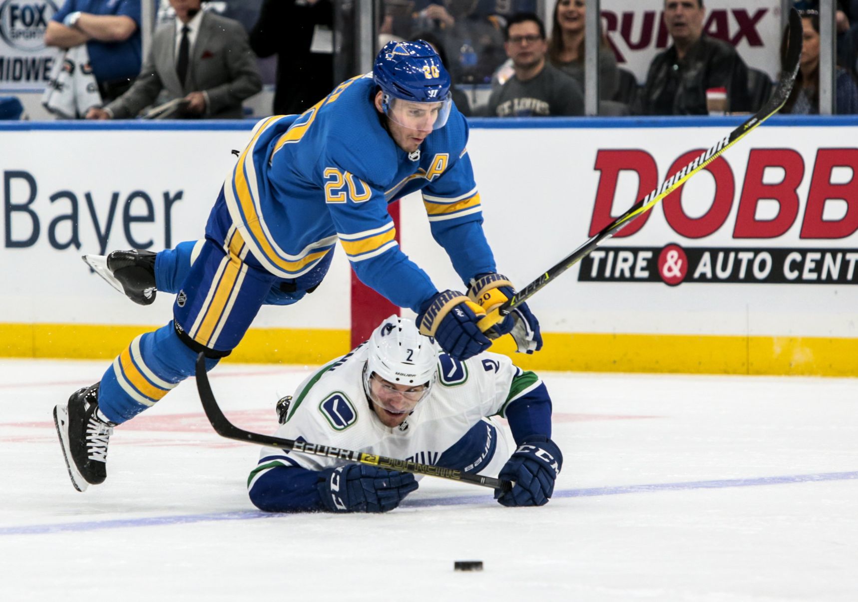 St. Louis Blues end it against the Canucks